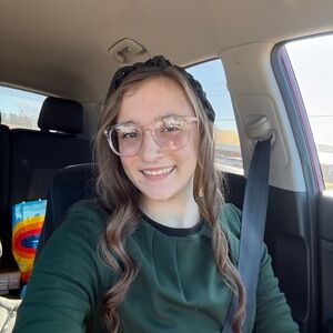 Meet your Posher, Emilyann